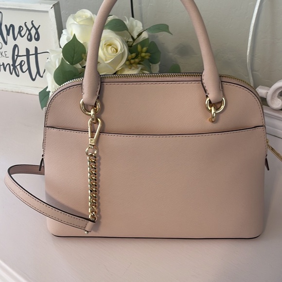 Michael Kors Medium Jet Set Saffiano Leather Dome Satchel in Blush - Picture 5 of 16